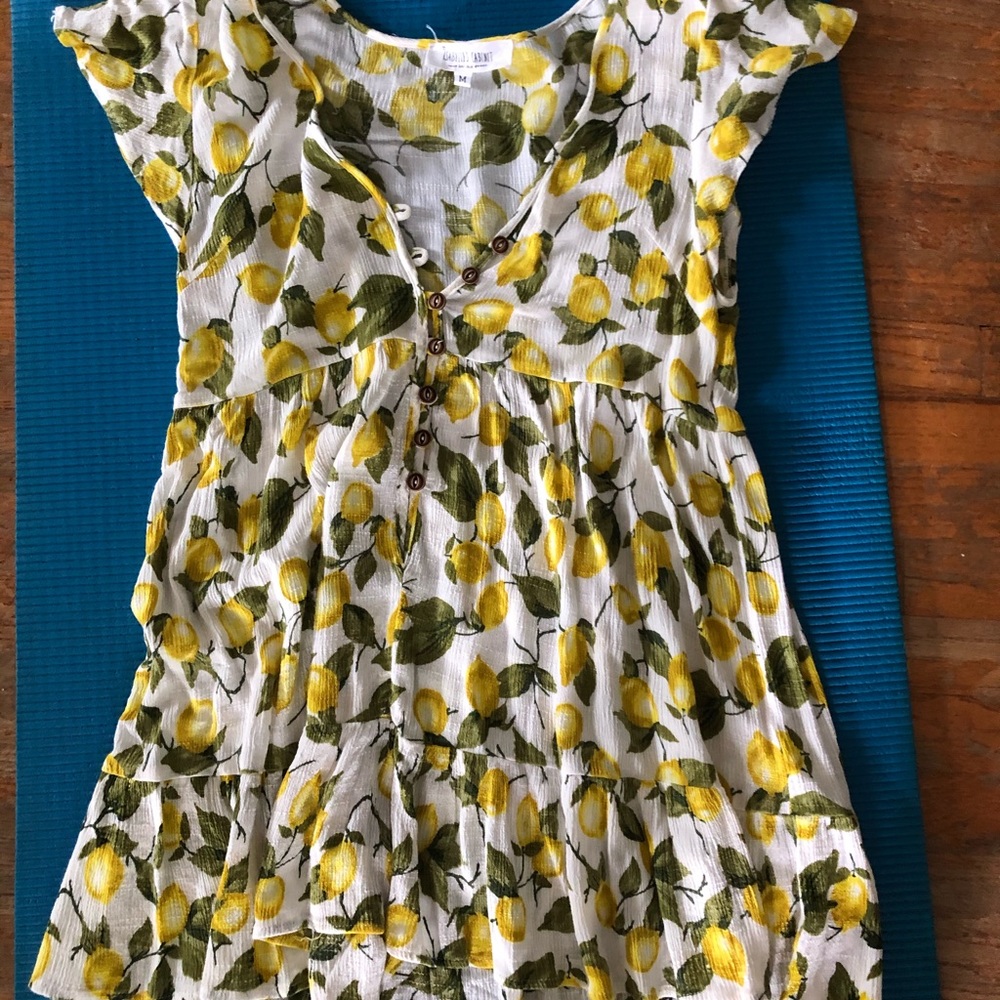 Lemon sun dress.